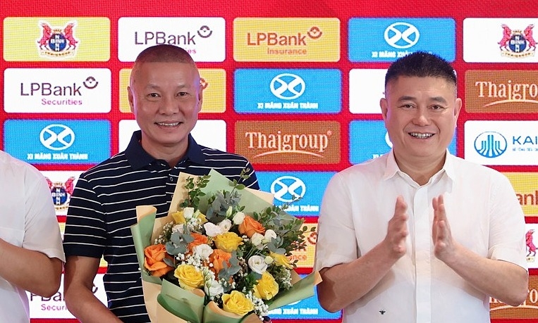 SC88 cược thể thao: CLB Ninh Bình bổ nhiệm HLV thứ tư giữa mùa giải 2025-2026 - hình ảnh - sc88x.vip SC88 cược thể thao: CLB Ninh Bình bổ nhiệm HLV thứ tư giữa mùa giải 2025-2026 - hình ảnh - sc88x.vip