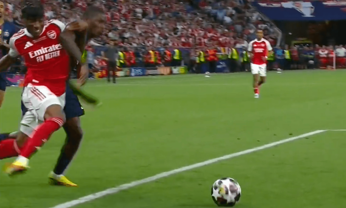 4 tranh cãi quanh trận PSG thắng Arsenal ở chung kết Champions League - hình ảnh - sc88x.vip