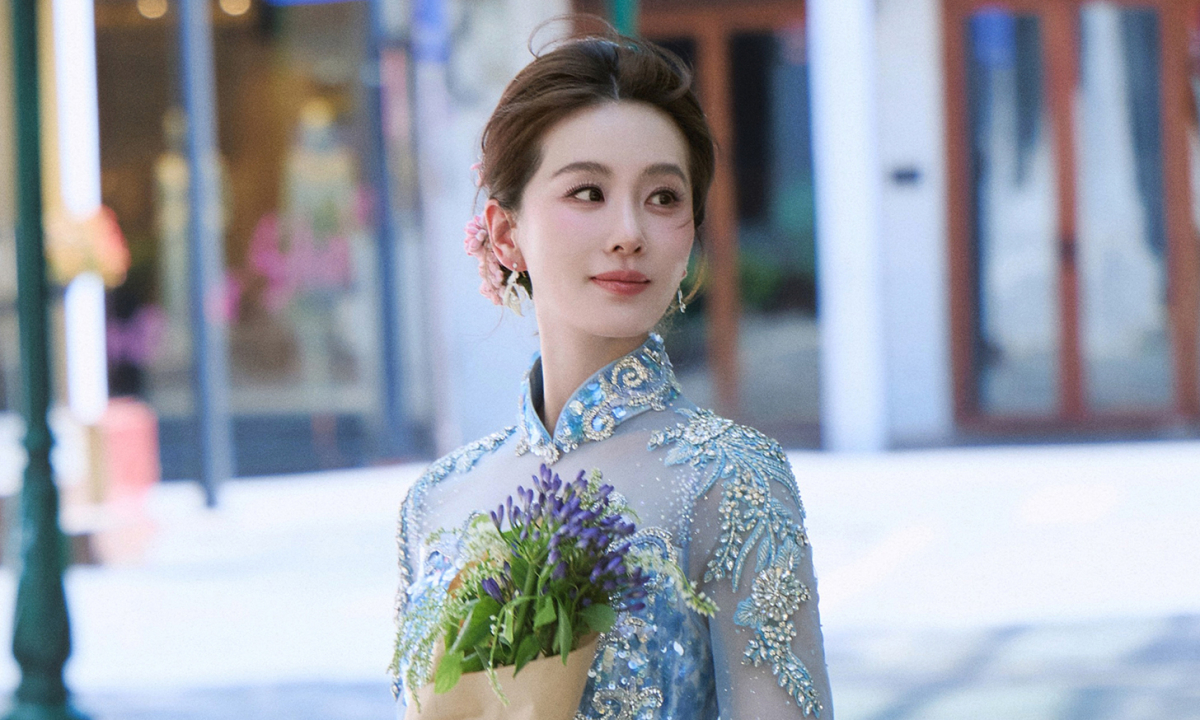 Lưu Thi Thi tỏa sáng dịu dàng giữa nắng Hà Nội, fan Việt say đắm - hình ảnh - sc88x.vip Lưu Thi Thi tỏa sáng dịu dàng giữa nắng Hà Nội, fan Việt say đắm - hình ảnh - sc88x.vip
