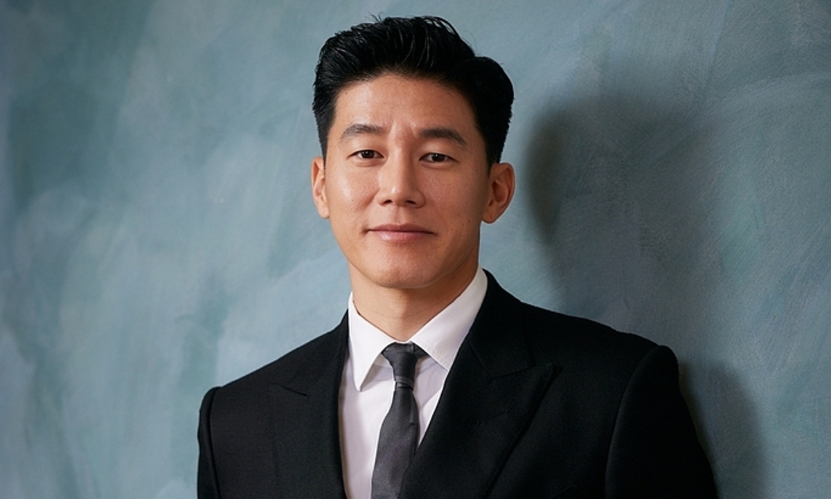 Tài tử Kim Mu Yeol vươn lên từ nghèo khó: góc nhìn mới cho người chơi Việt - hình ảnh - sc88x.vip Tài tử Kim Mu Yeol vươn lên từ nghèo khó: góc nhìn mới cho người chơi Việt - hình ảnh - sc88x.vip