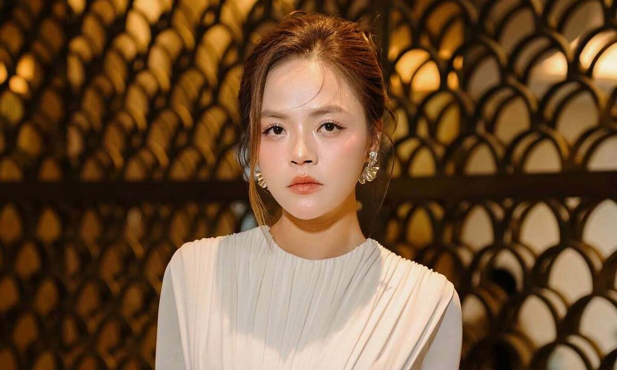 Thu Quỳnh: ‘Tôi hạnh phúc khi làm mẹ đơn thân’ và thông điệp mạnh mẽ cho phụ nữ hiện đại - hình ảnh - sc88x.vip Thu Quỳnh: ‘Tôi hạnh phúc khi làm mẹ đơn thân’ và thông điệp mạnh mẽ cho phụ nữ hiện đại - hình ảnh - sc88x.vip