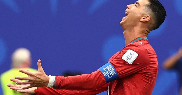 Đến lúc Ronaldo nên ngồi dự bị? - hình ảnh - sc88x.vip